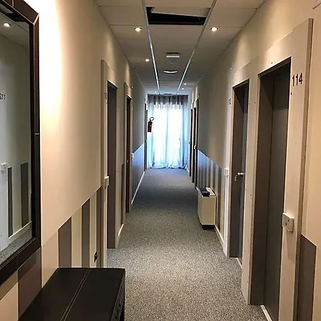 Novahotel ホテル