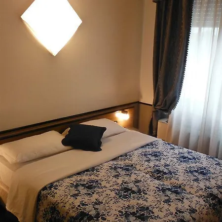 Novahotel Реджонель-Эмилия