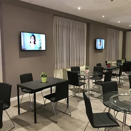 Novahotel 호텔 3*